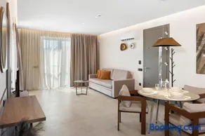 Luxury Suites with BBQ next to Heraklion by Kalles Homes & Suites - Image 5
