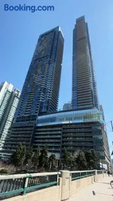 Toronto Luxury Lakeview Suite Step to CN Tower Huge Balcony - Image 3