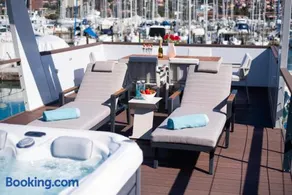 Adria Portorož Luxury Houseboat - Image 1