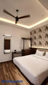 Hotel J VIN PALACE - Image 3