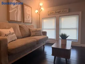 Cozy Studio Near Newark Airport - Image 5