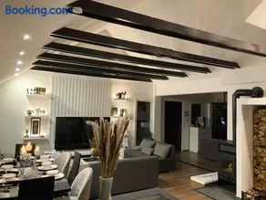 Empyrean House - Image 2