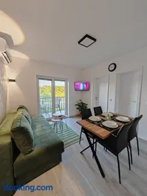 Apartman Holiday 1 - Srebrno jezero - Image 3