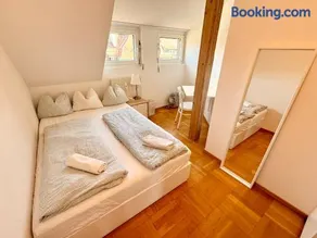Quiet Attic Apartment Bern Center - Image 2