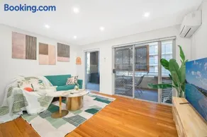 Camperdown Easy Access Close to USYD &RPA - Image 1