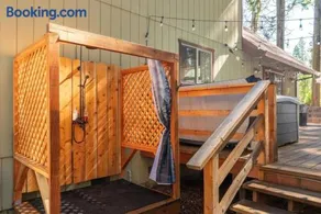 Cozy Cabin - Hot Tub, Fire Pit, & Pets - Image 1