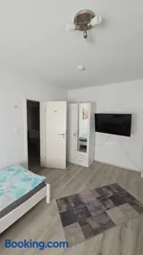 Gemütliche Altbauwohnungen mit Einzelzimmern und Parkplatz direkt am Haus! - Image 3