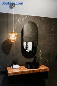 The Marsden - Sophisticated Winery Luxury - Image 2