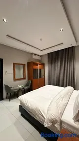 شقق ثري ستار للشقق المخدومة 6 - Image 3