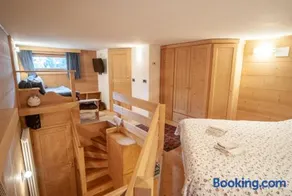 Mountain Loft - Image 1
