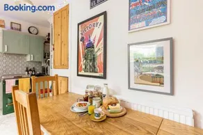 Tŷ Selah, Rugby Ave, Neath - Image 4