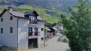 Apartaments Pont Romànic - Image 1