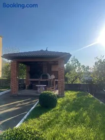 Ejlli Villa - Image 2