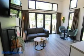 Knusse Tiny House in de natuur - Image 2