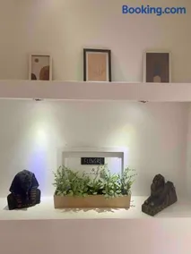 City view & pool apartment - Image 5