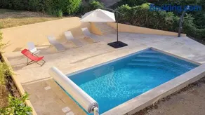 Maison avec piscine entre mer et montagne - Image 1