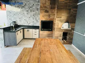 Linda casa em condomínio - Image 3