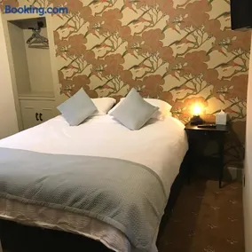 The Victoria Inn Blythswood Snug - Image 2