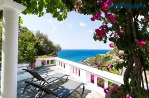 Fotinari Mare Villa - Image 1