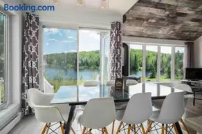 Chalet Bouleau, Spa, Lac, foyer - Image 3