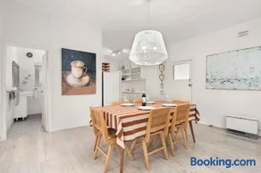 Whitewash Cottage by Experience Jervis Bay - Image 1