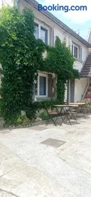 Le Refuge du Musée - Image 1