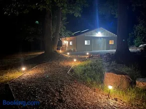 Whispering Pines Farmhouse - Image 3