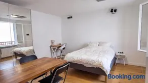 Cozy studio - Video projector and close to Paris - Image 4