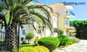 Anastasia's Garden-Blue Apartment - Image 1