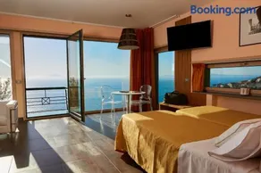 Villa mit Grill, Terrasse und privatem Pool | Strandblick | Ideal für Homeoffice - Image 1