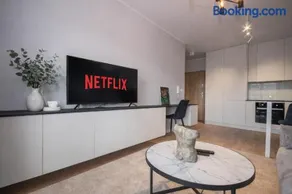 InPoint Modern Apartment Lema 17-Tauron Arena & Free Parking Self Check-in - Image 4