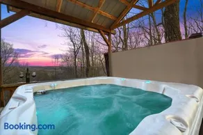 Hot tub, fireplace, fire pit, pool table, grill, EV, pets, HOA lake - Image 2