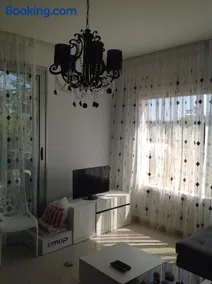 White Suit Apartment - Image 5