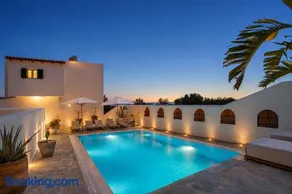Casa Evita - Image 1