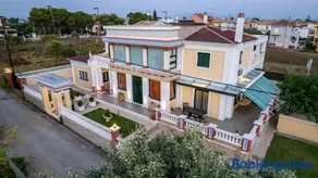REALE - Art Luxury Villa - Image 1