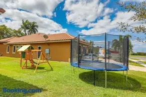 Twin Luxury Villas - 10Bedroom - 8Baths - Private - Image 4