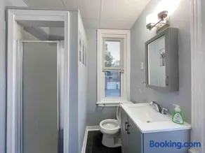 THE ECO HOME. Entire place with private parking - Image 2