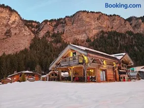 Chalet le Nid independant mountain chalet - Image 3