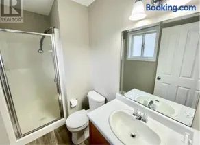 Hinton Alberta Vacation Home - Image 4