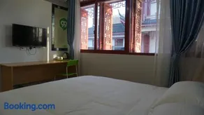 99 Preferred Hotels - Shanghai Zhujing Bus Station Donglin Temple Branch - Image 4