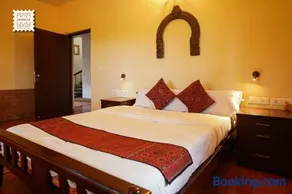 Villa with pool on 29-Acre Farm 10 mins to Beach - Image 2
