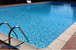 AIRPORT-TAXI-MARINA-POOL-AIR COND-SHEETS&LINEN-WASHMASCHiNE-ALL INCLUDED - Image 1