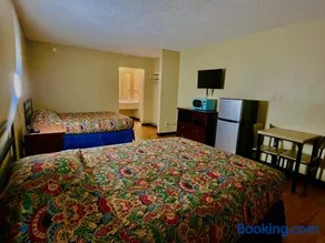Live In Lodge Gainesville - Image 2