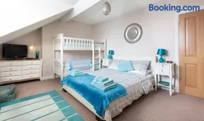 Number 12 Yorkshire Holiday House - Image 3