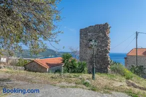 Panorama Apartments - Image 3