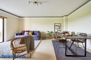 Carcavelos Apartment - Image 2