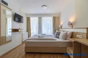 Villa Marina Inn - Image 1