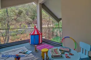 SaffronStays Pickle & Play - Image 2