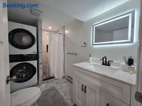 Modern & Cozy Suite - Image 2