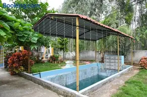 Peaceful Farmhouse Retreat Near the City - Image 1